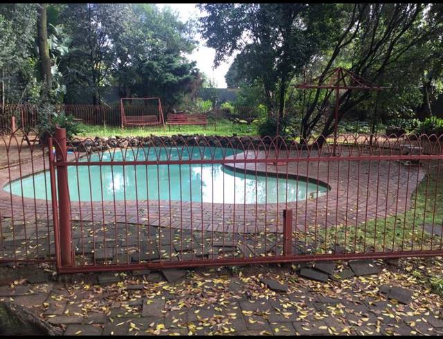 4 BEDROOM HOUSE FOR SALE IN KEW